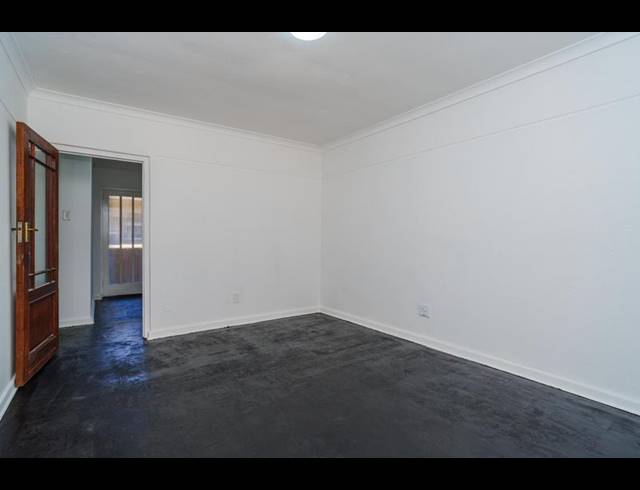 2 BEDROOM APARTMENT FOR SALE IN KENILWORTH